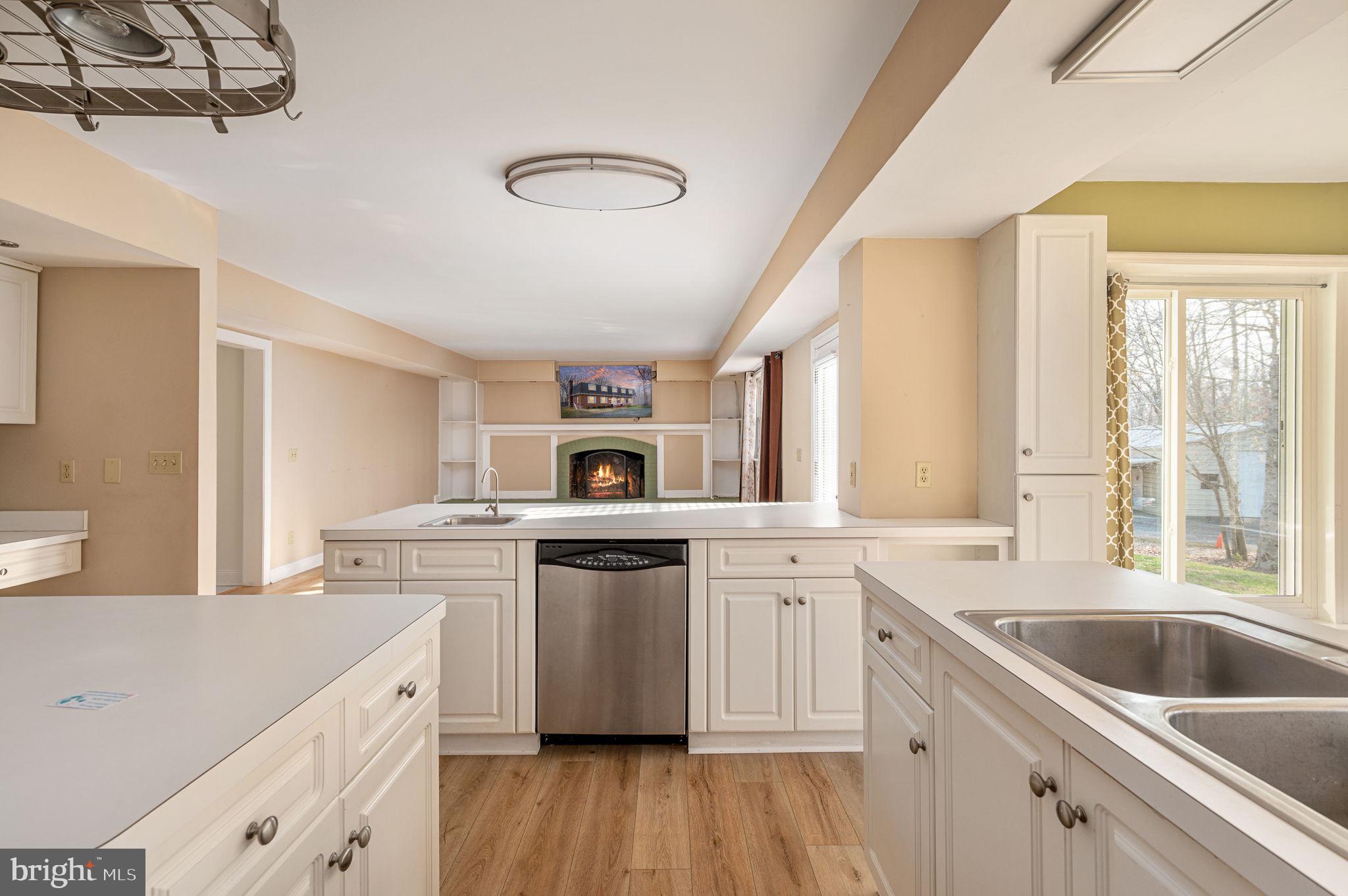 RIVER RIDGE ESTATES - Residential