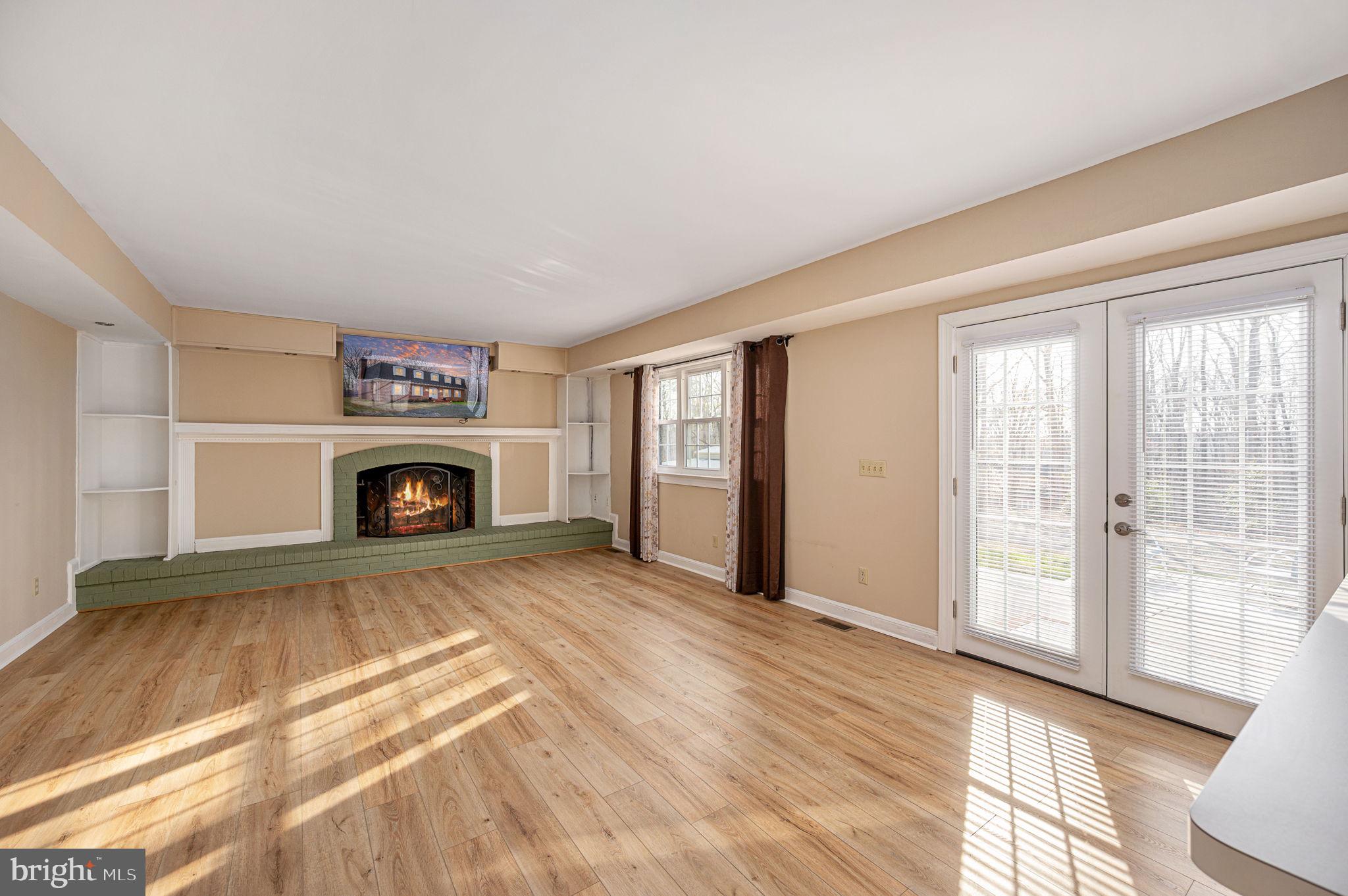 RIVER RIDGE ESTATES - Residential