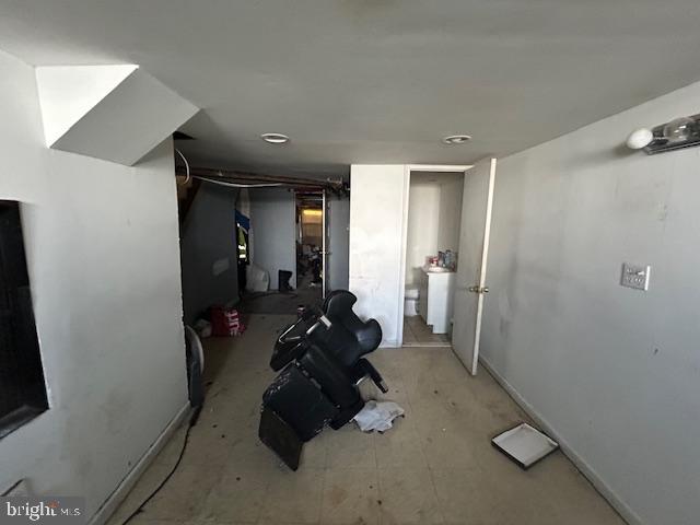 OXFORD CIRCLE - Residential