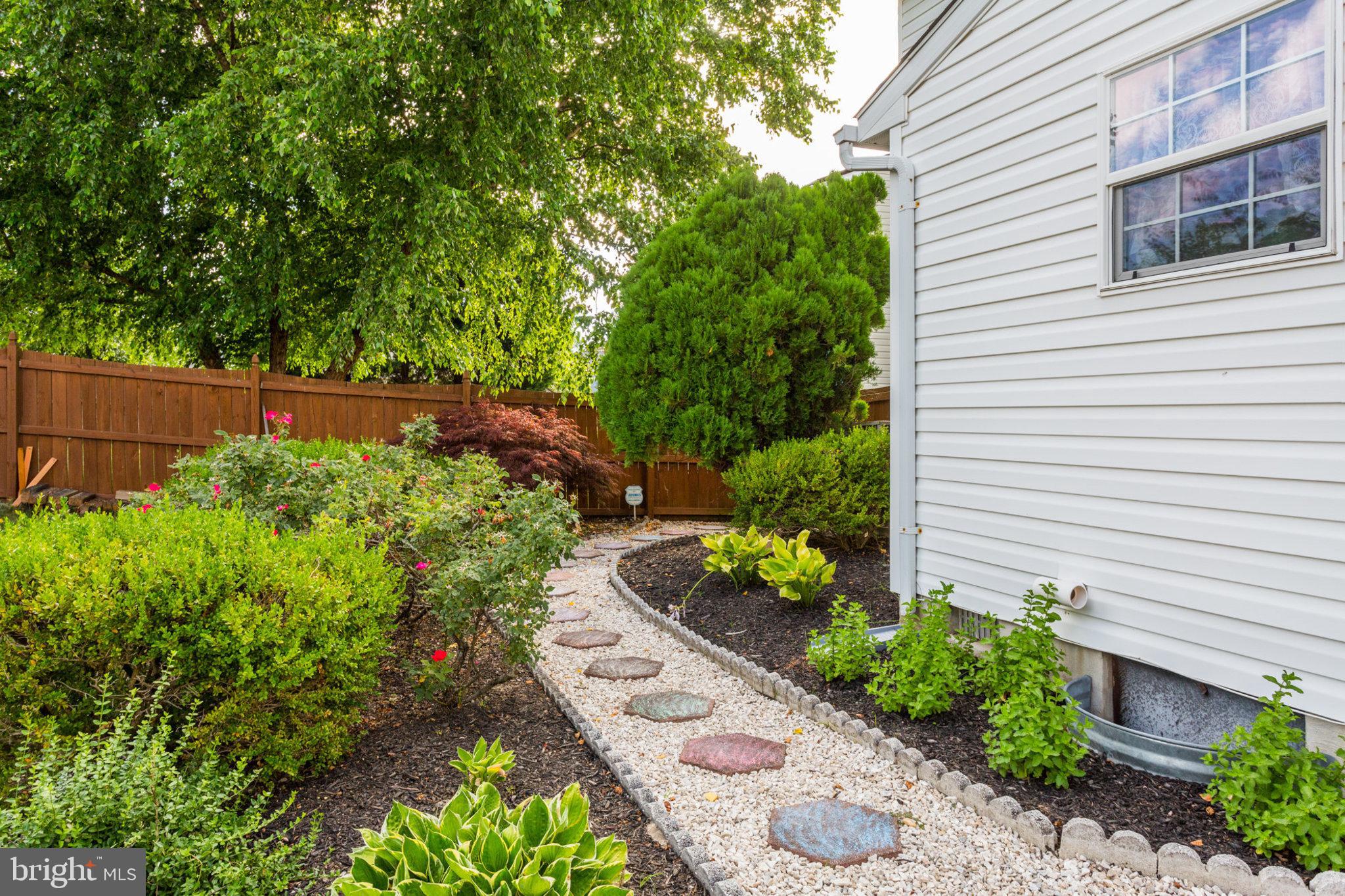 SEVERN - Residential Lease