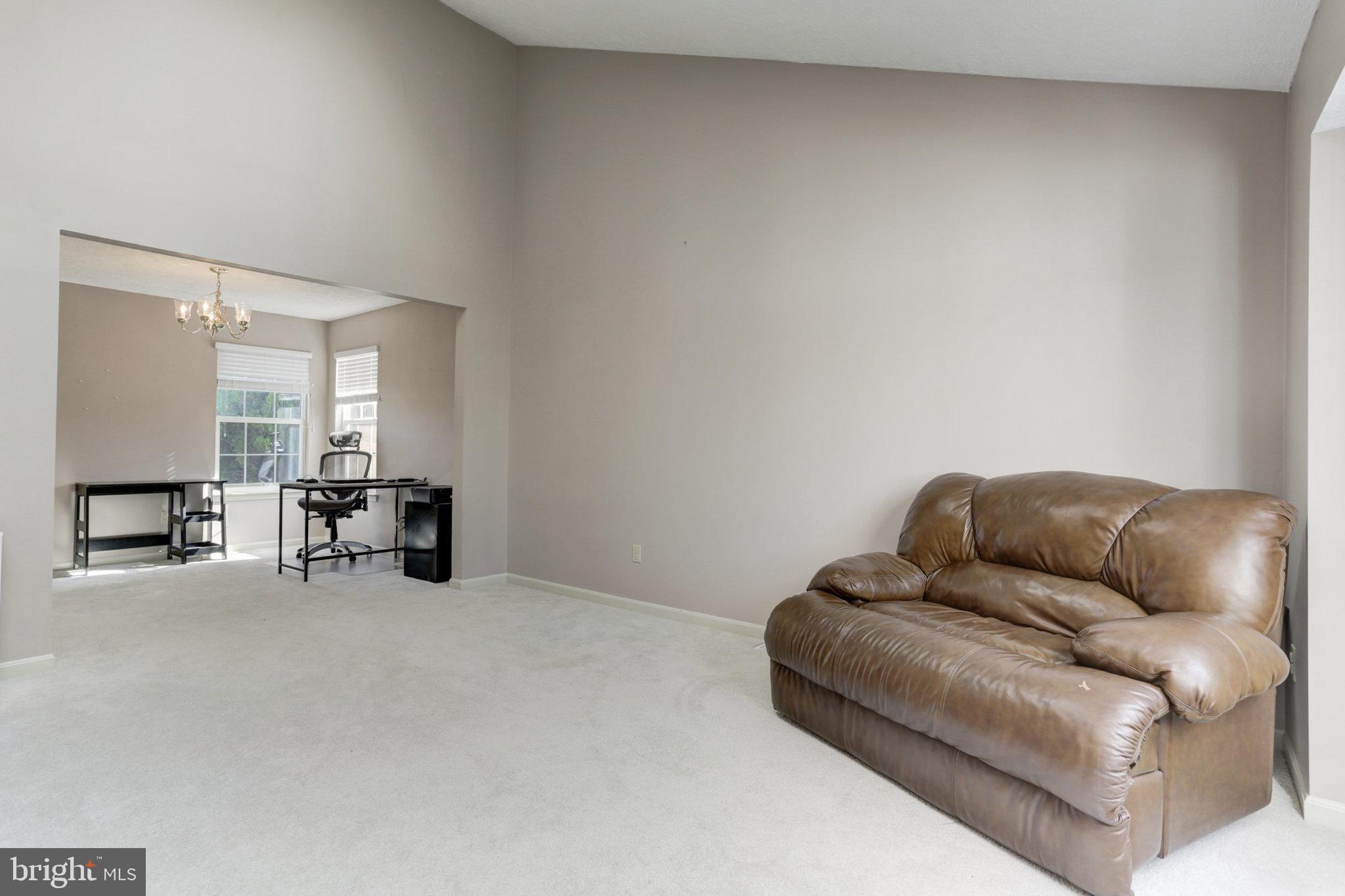 SEVERN - Residential Lease