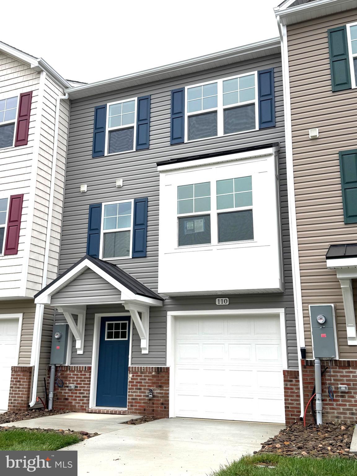 HERITAGE HILLS - Residential