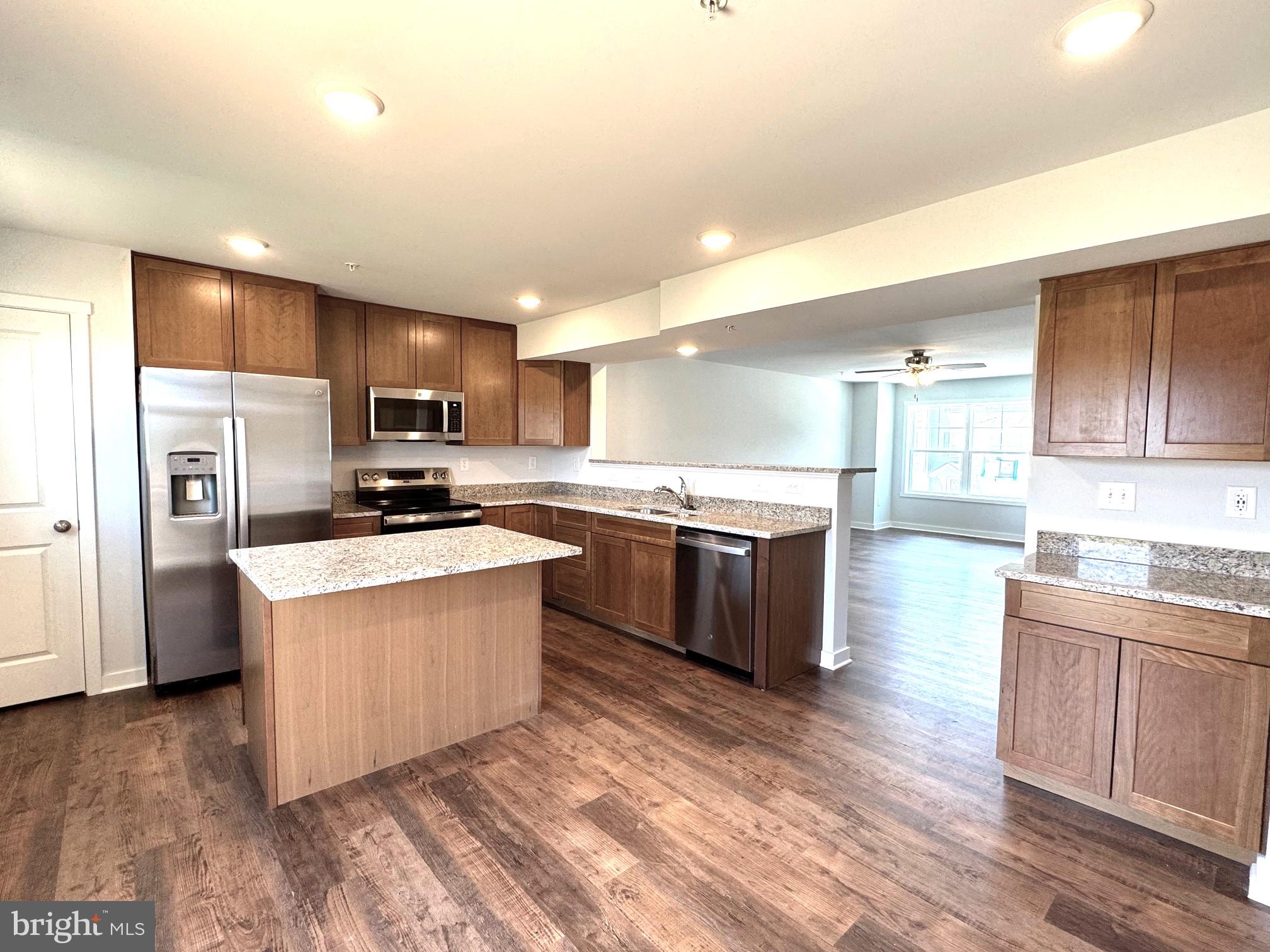 HERITAGE HILLS - Residential