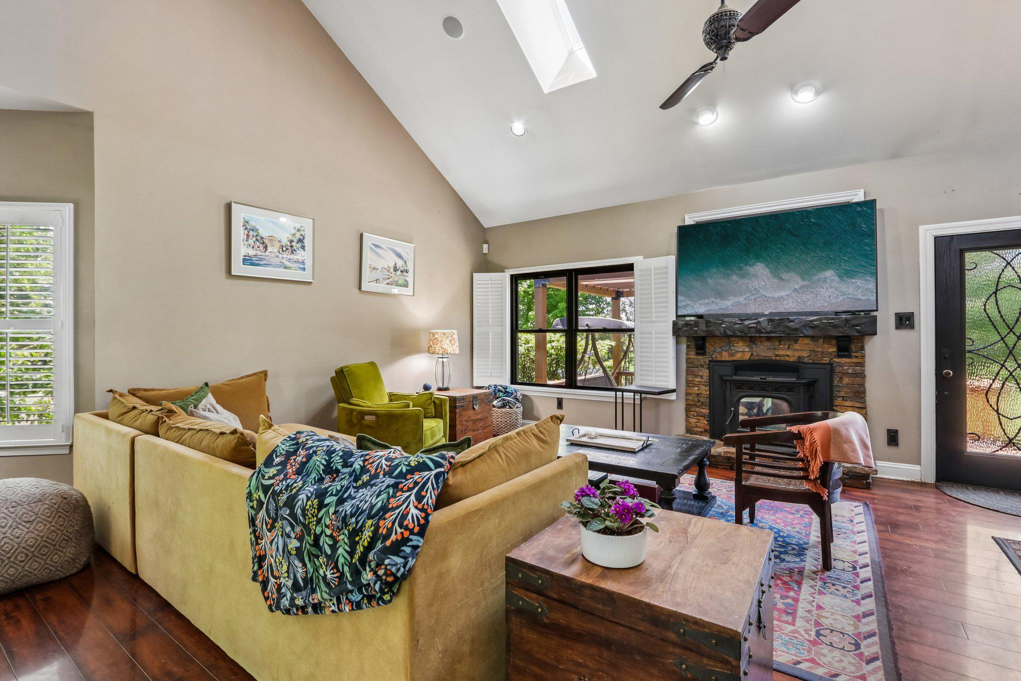 SKIPPACK RIDGE - Residential