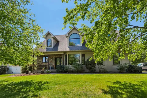 837 Mountaintop Drive, Collegeville, PA MLS: PAMC2178690