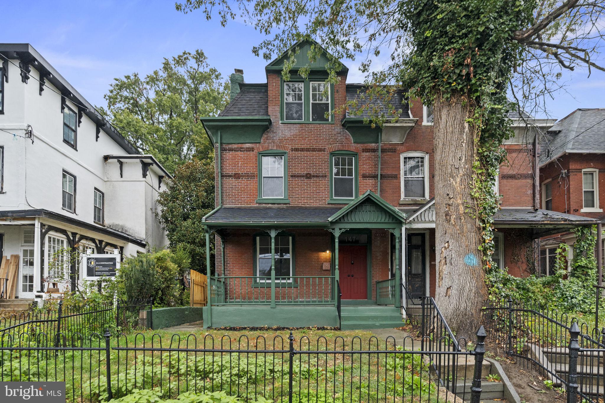 PHILADELPHIA - Residential