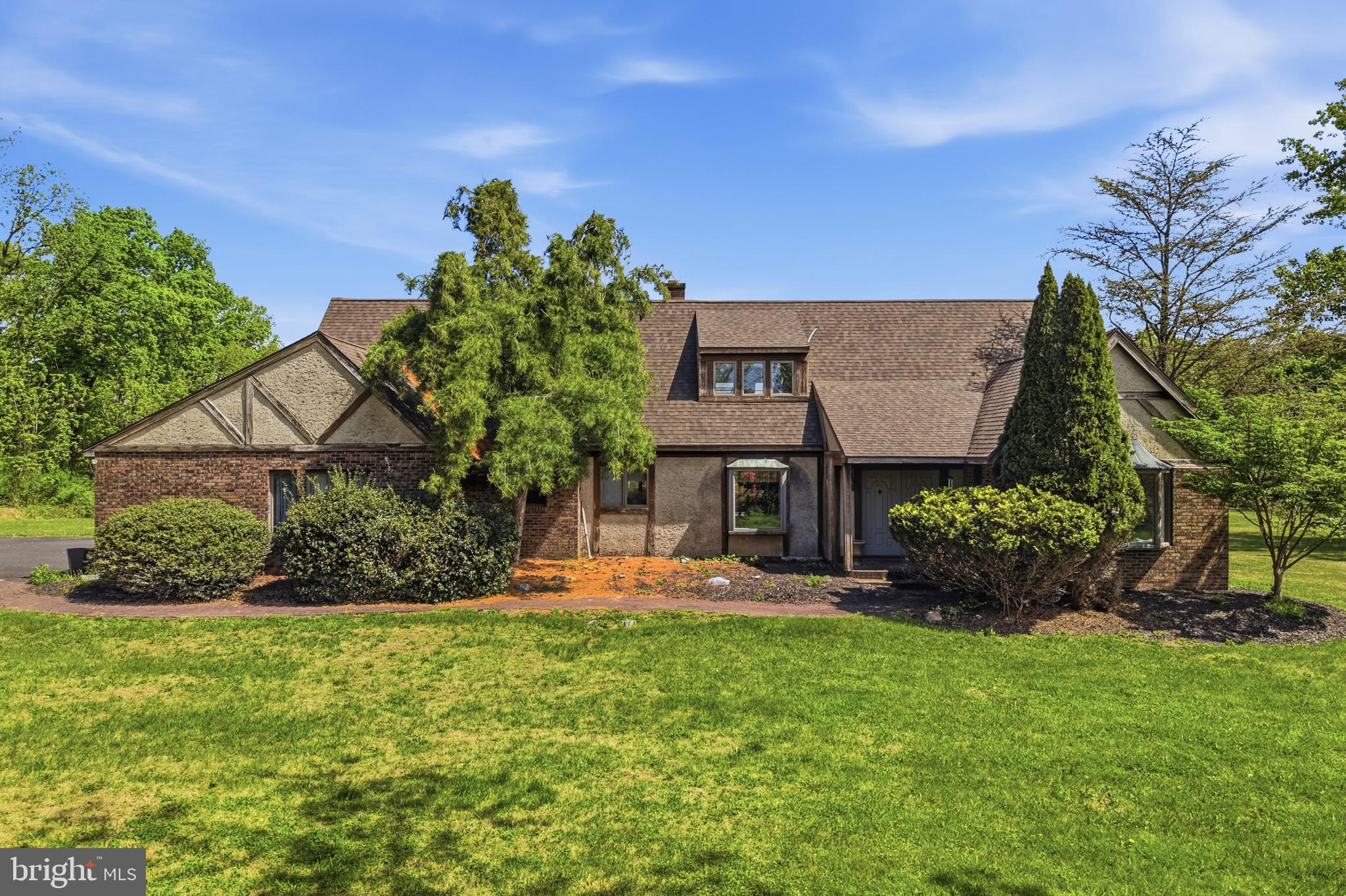 2045 ADAMS ROAD