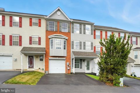 156 COUNTRY RIDGE DRIVE RED LION PA 17356