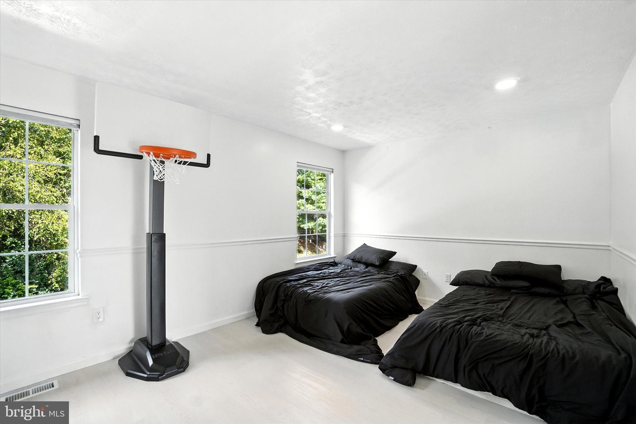 COUNTRY RIDGE - Residential