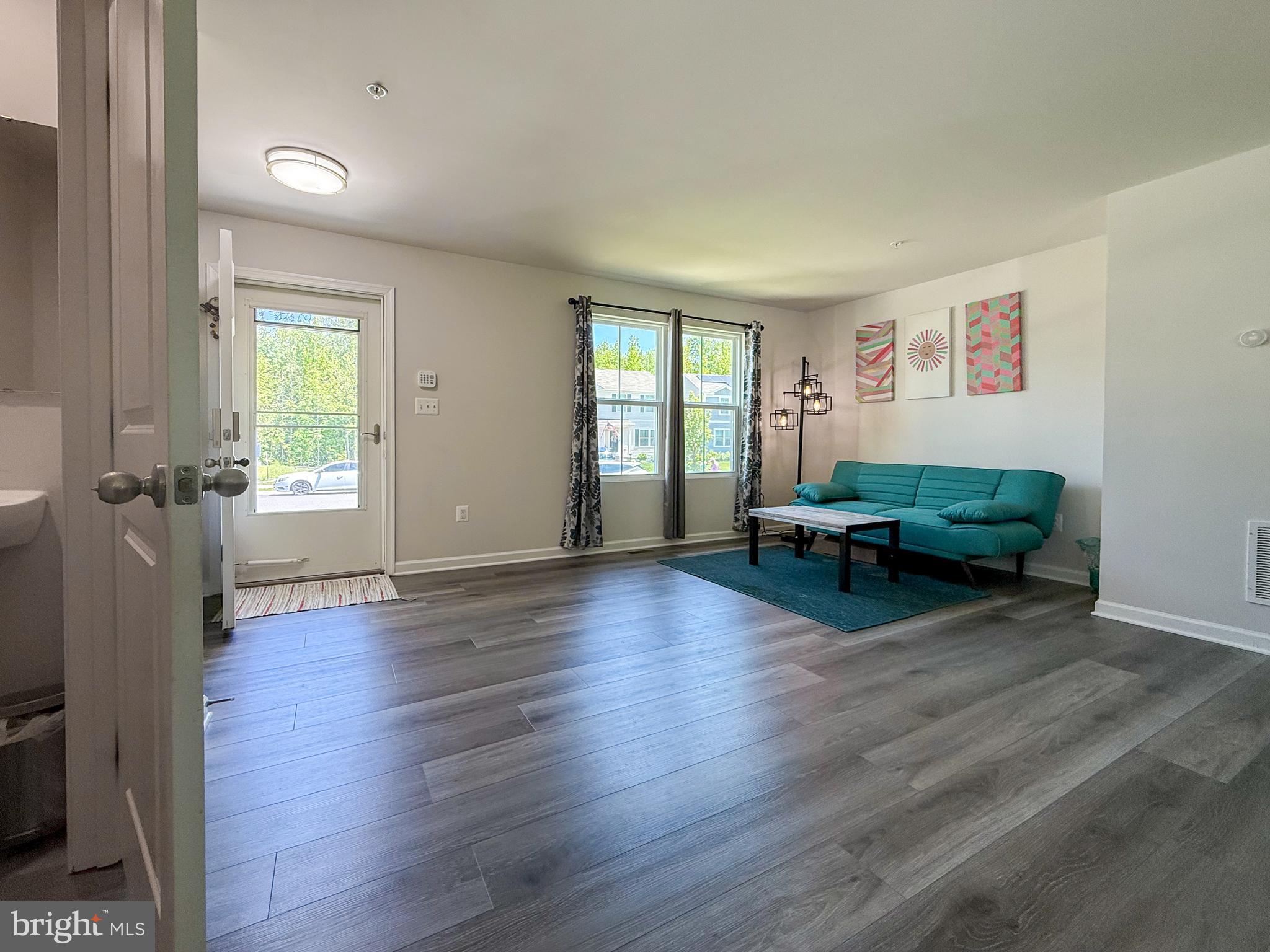 91 GOLDSPIRE DRIVE