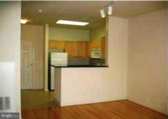 WILTON HOUSE - Residential Lease