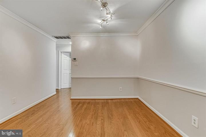 LAFAYETTE FOREST - Residential Lease