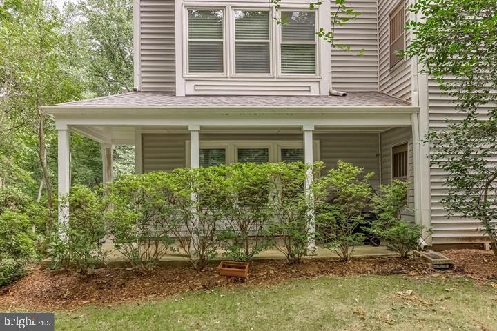 LAFAYETTE FOREST - Residential Lease