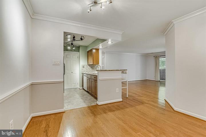 LAFAYETTE FOREST - Residential Lease