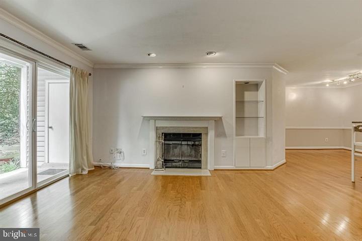 LAFAYETTE FOREST - Residential Lease