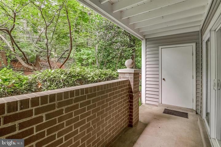 LAFAYETTE FOREST - Residential Lease