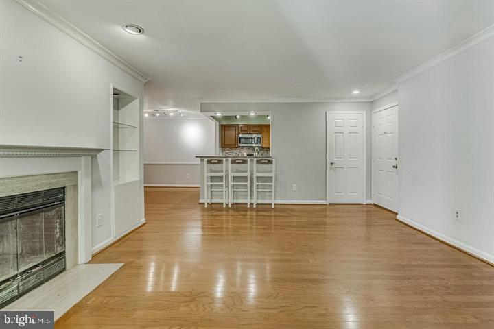 LAFAYETTE FOREST - Residential Lease