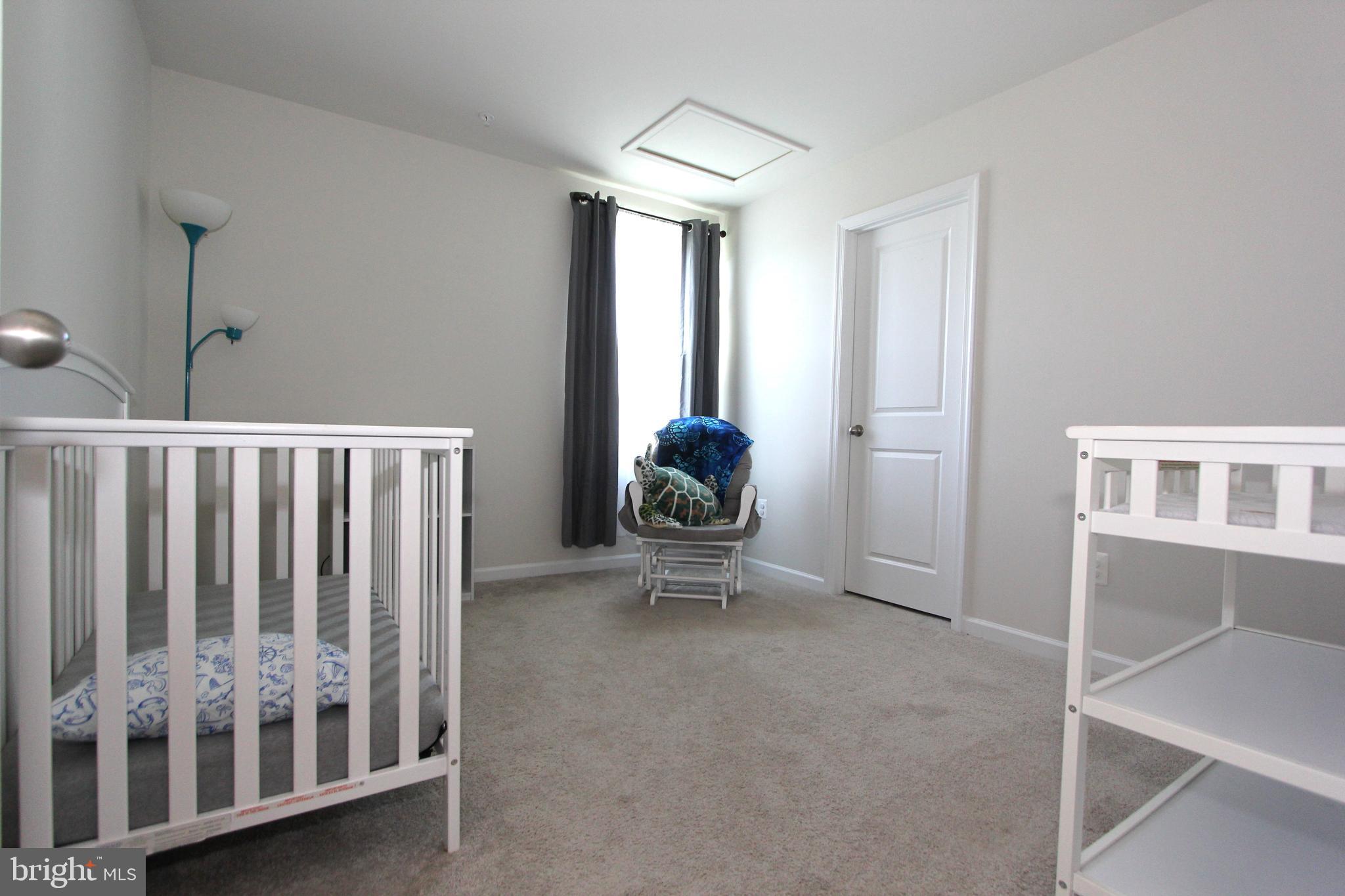 MOUNTAIN SHADOWS - Residential