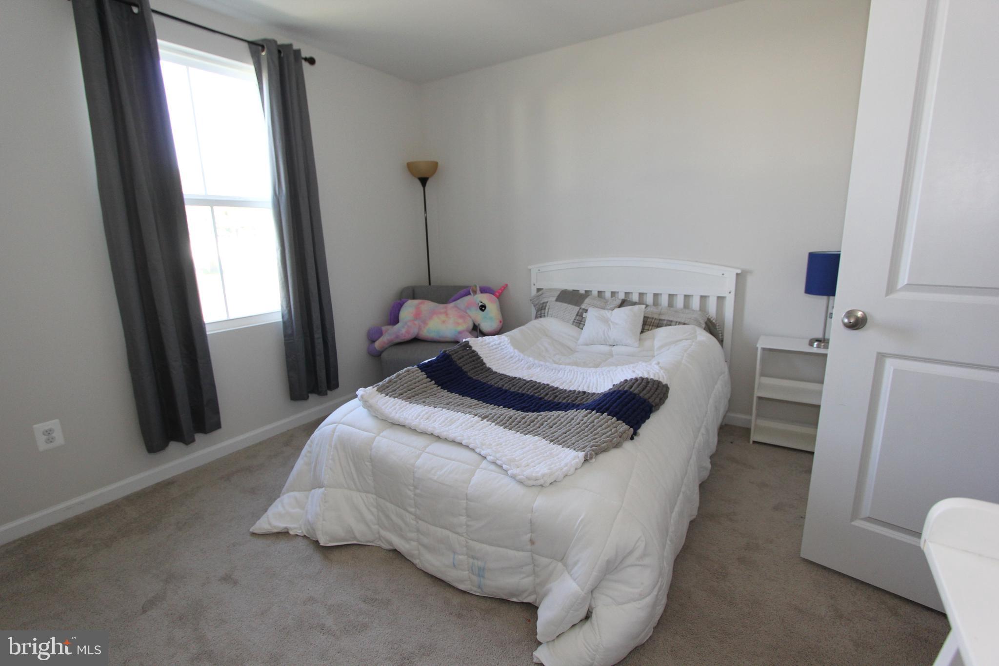 MOUNTAIN SHADOWS - Residential