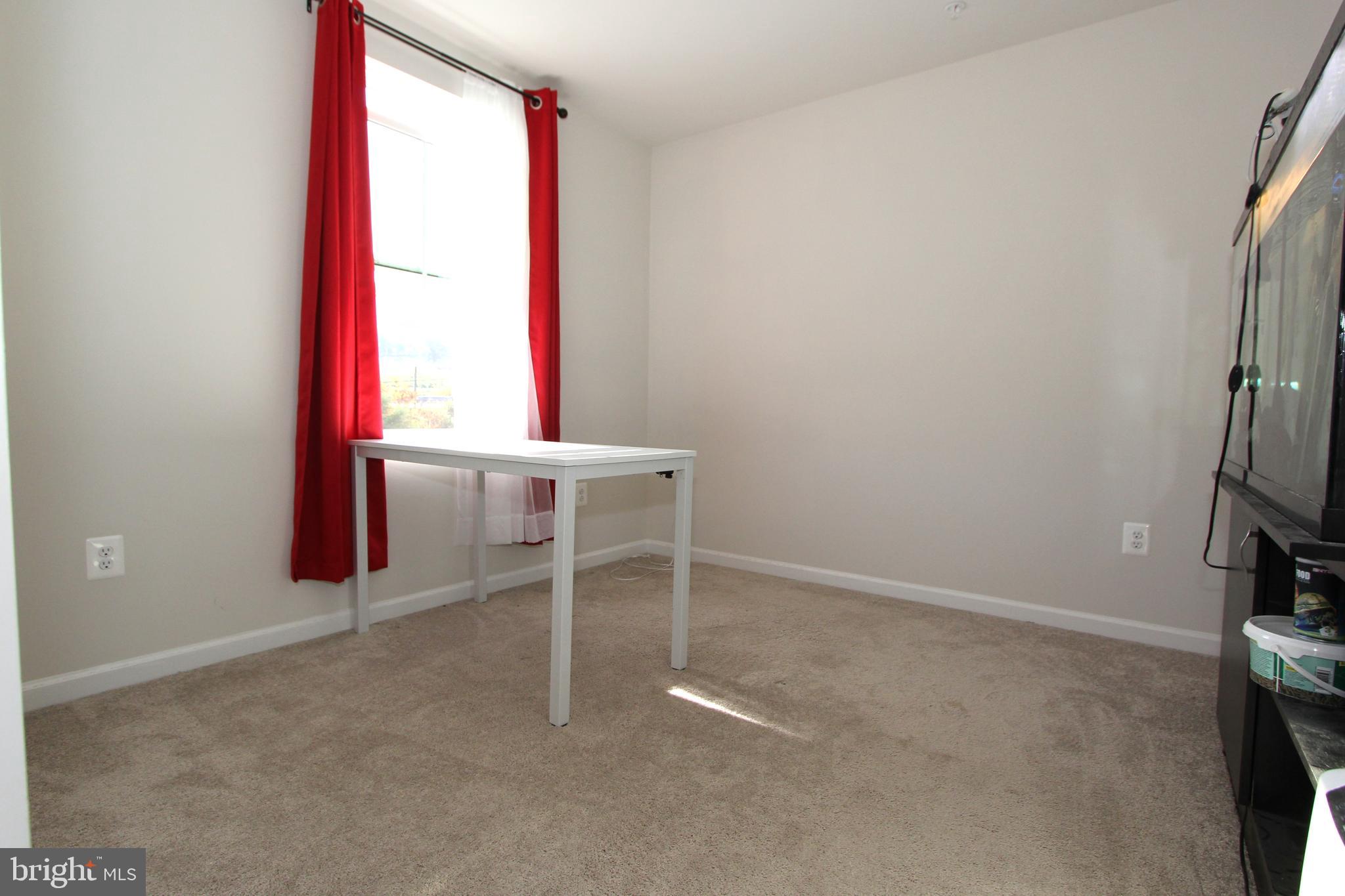 MOUNTAIN SHADOWS - Residential