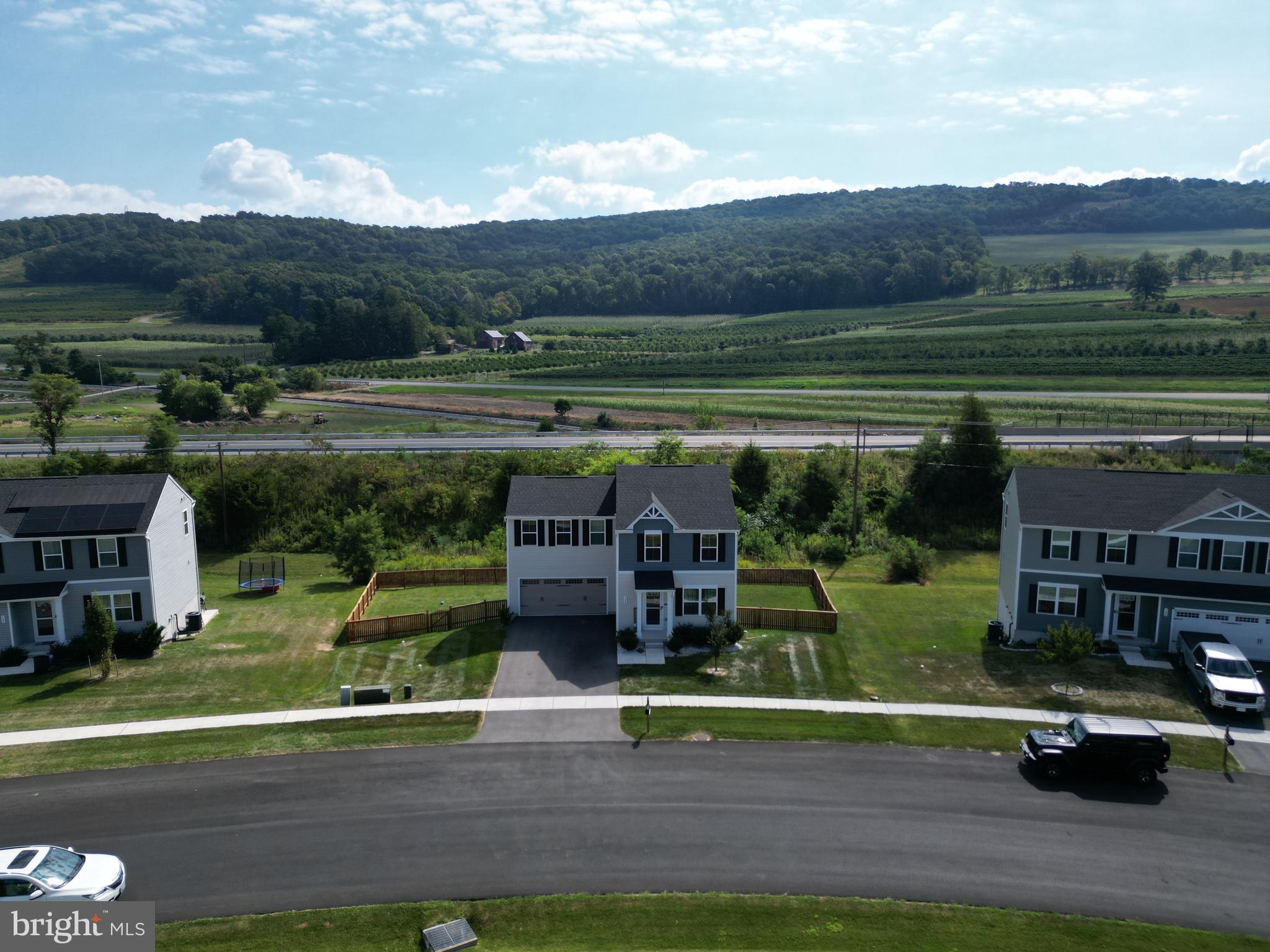 MOUNTAIN SHADOWS - Residential