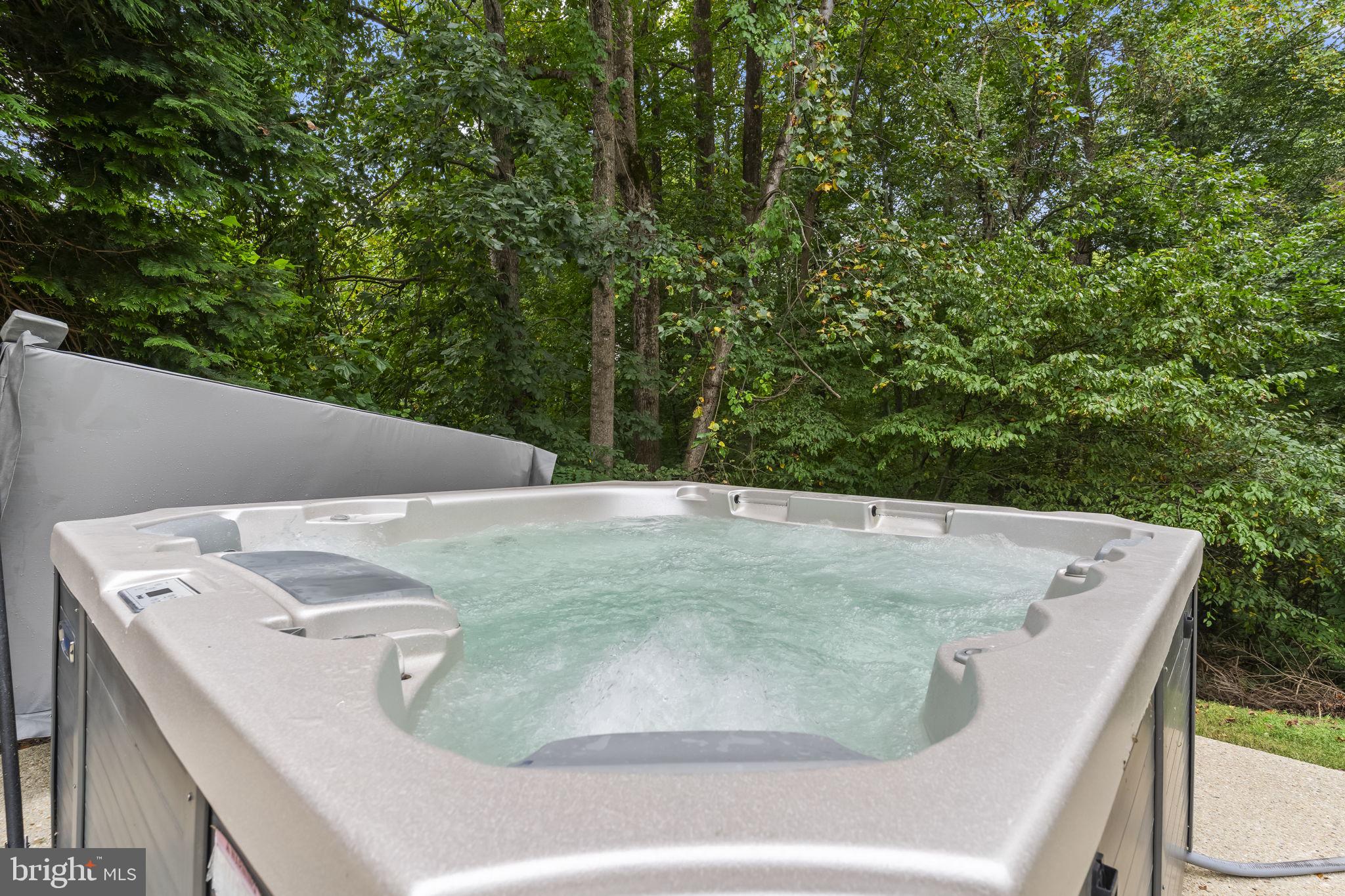 PLUM POINT WOODS - Residential