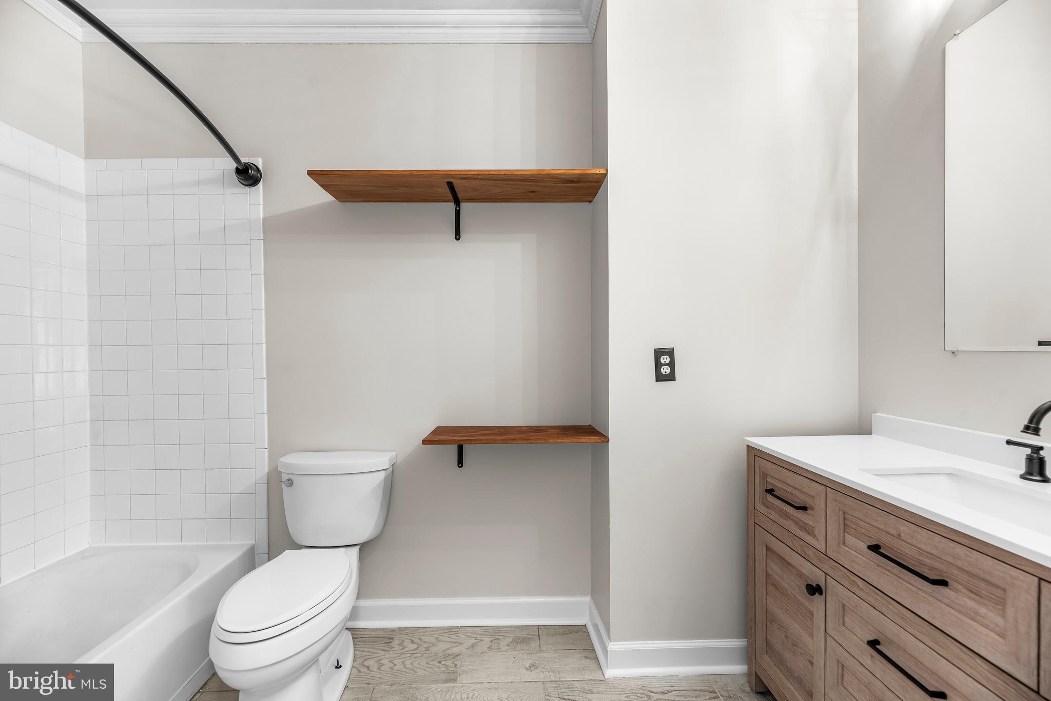 PLUM POINT WOODS - Residential