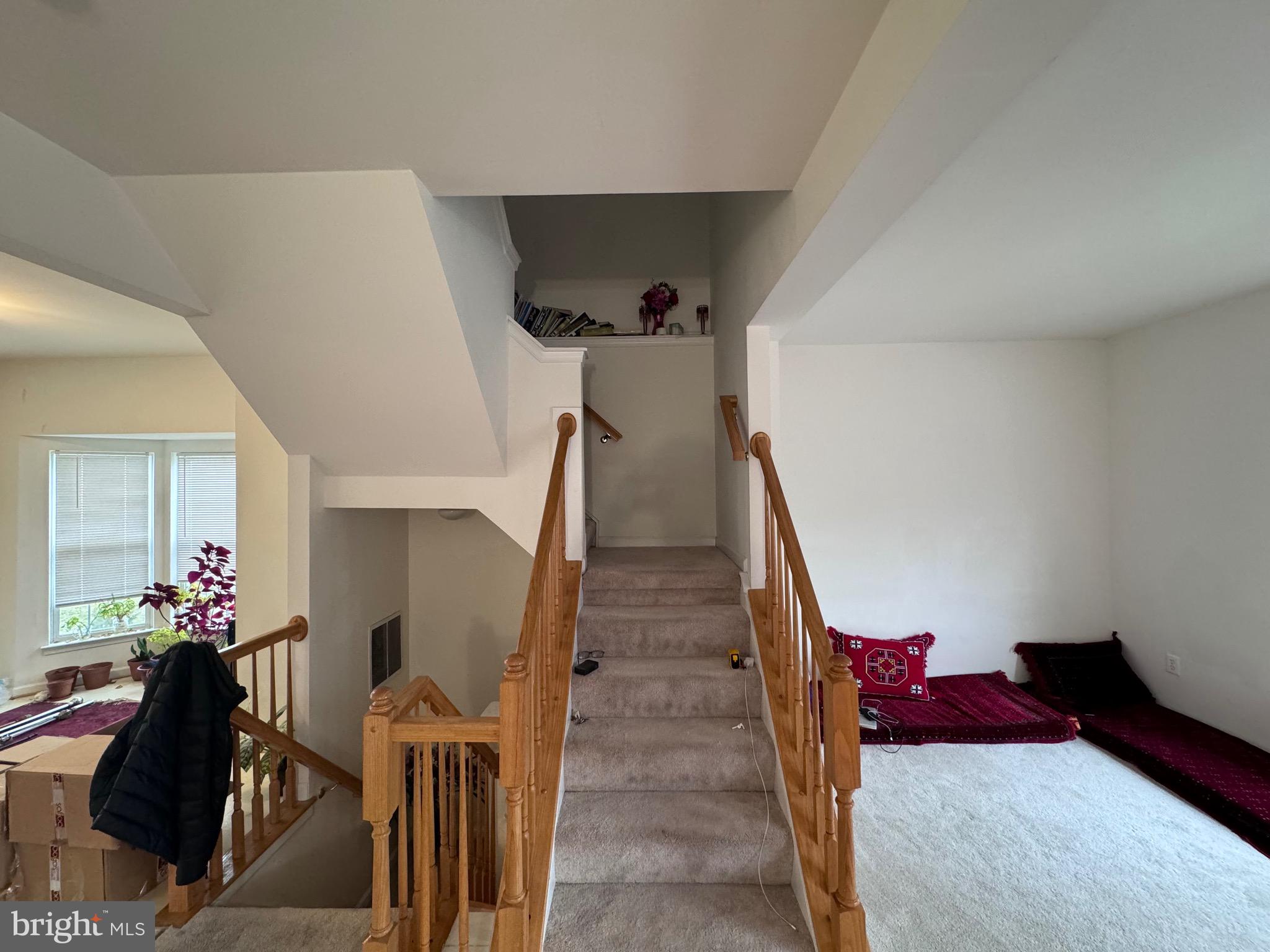 SOUTH RIDING - Residential Lease