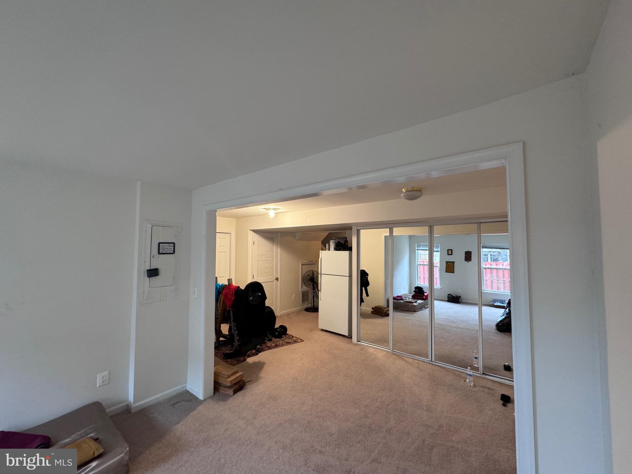 SOUTH RIDING - Residential Lease