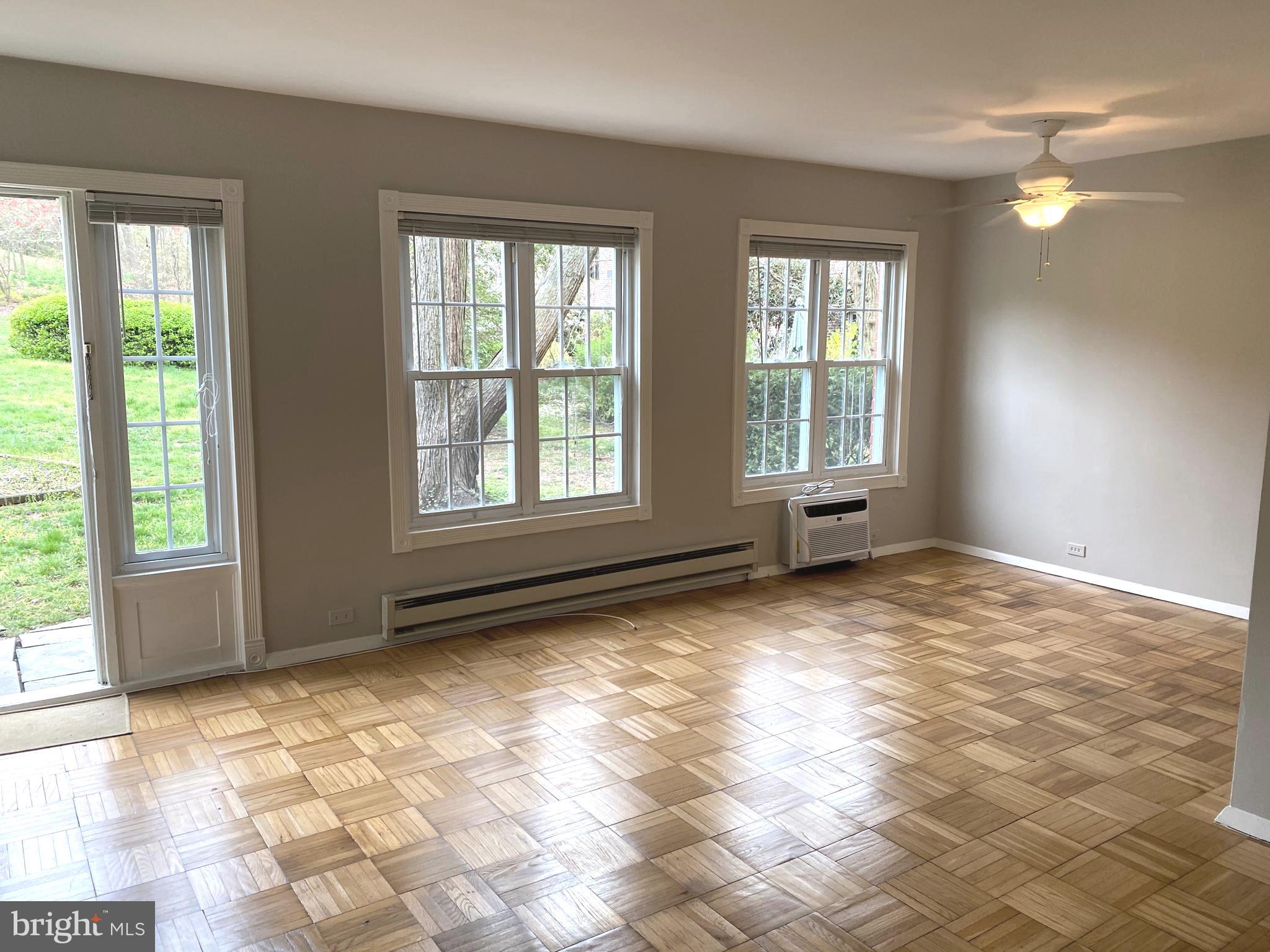 PARKFAIRFAX - Residential Lease