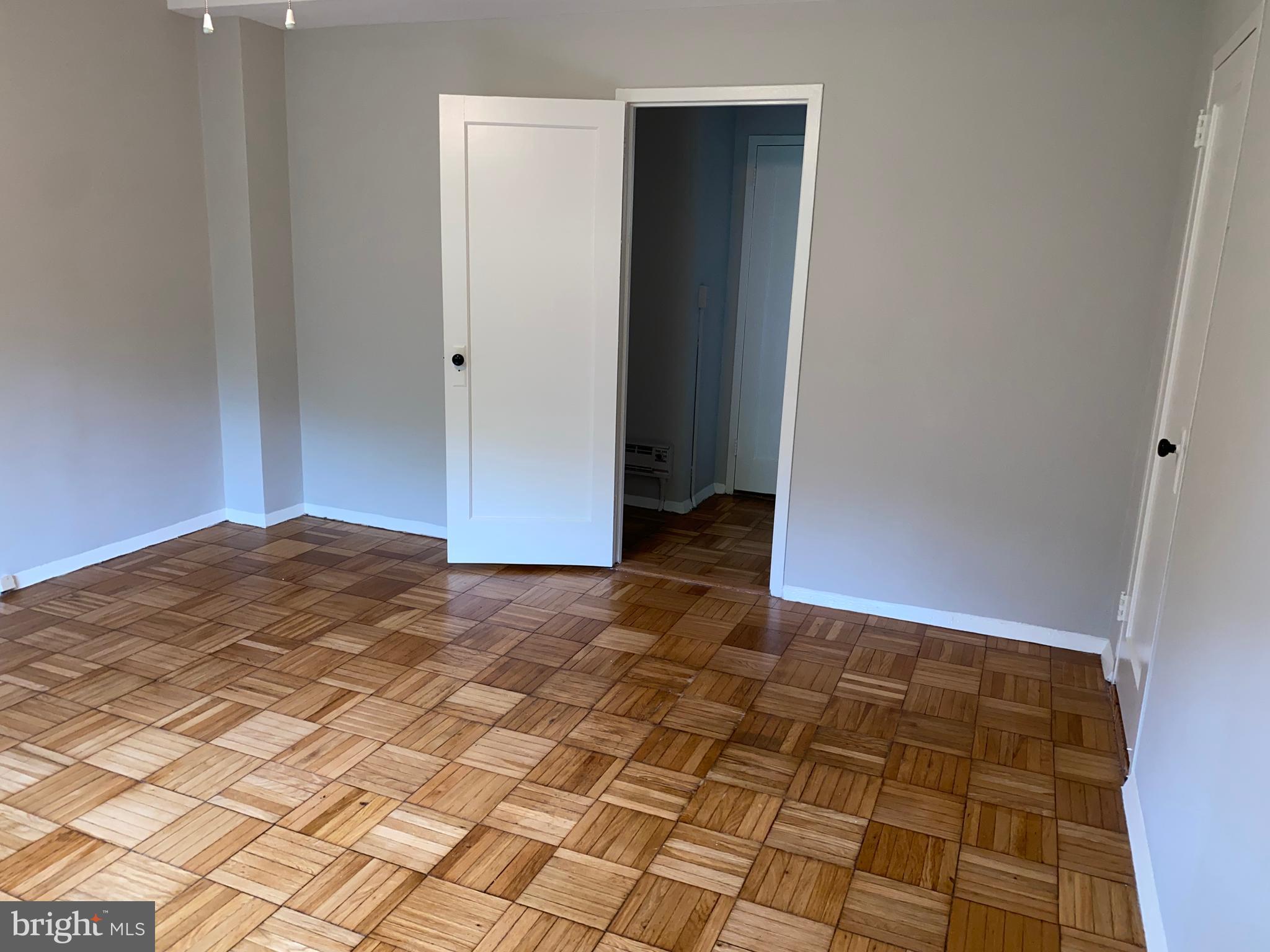 PARKFAIRFAX - Residential Lease