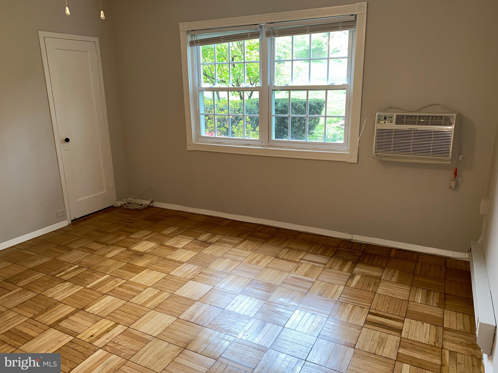 PARKFAIRFAX - Residential Lease