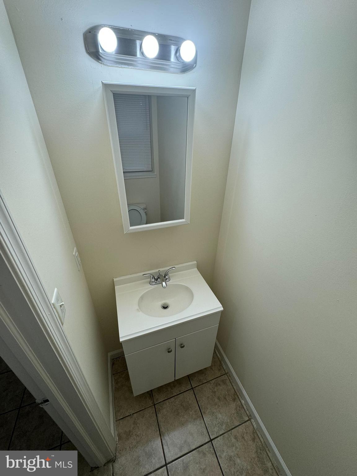 CARROLL PARK - Residential Lease