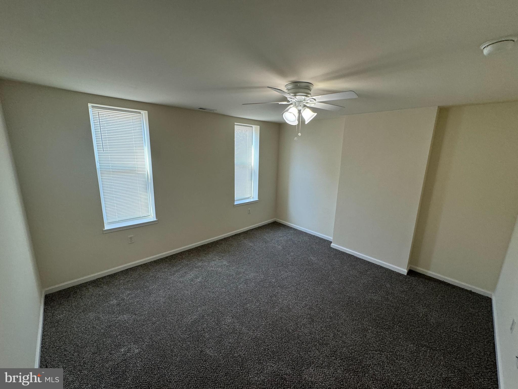 CARROLL PARK - Residential Lease