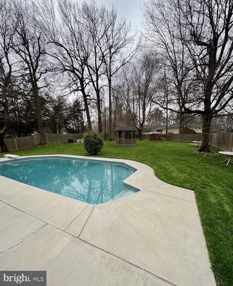 WILLIAMS WALK - Residential