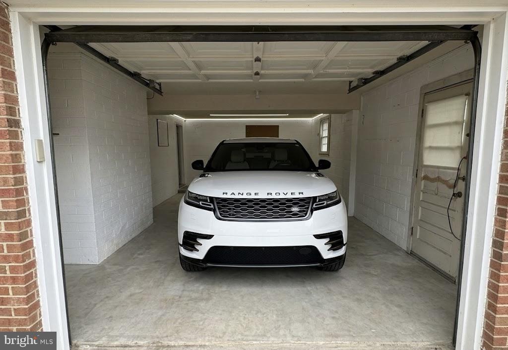 WILLIAMS WALK - Residential