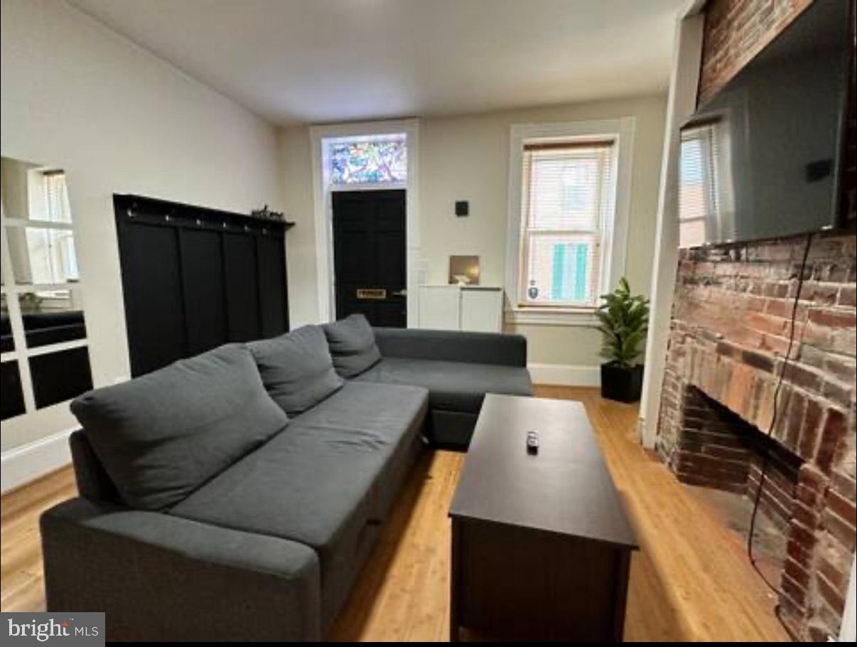 FELLS POINT HISTORIC DISTRICT - Residential Lease