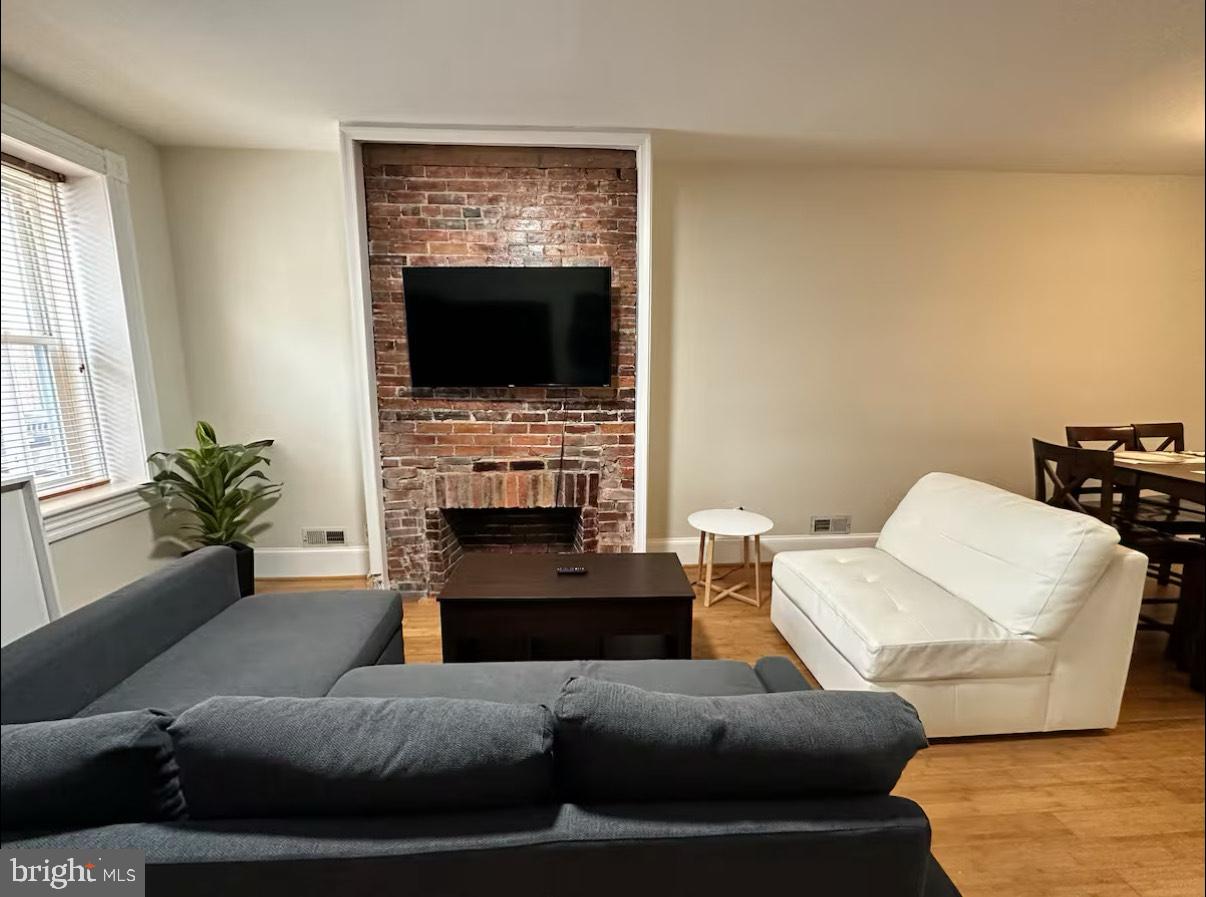 FELLS POINT HISTORIC DISTRICT - Residential Lease