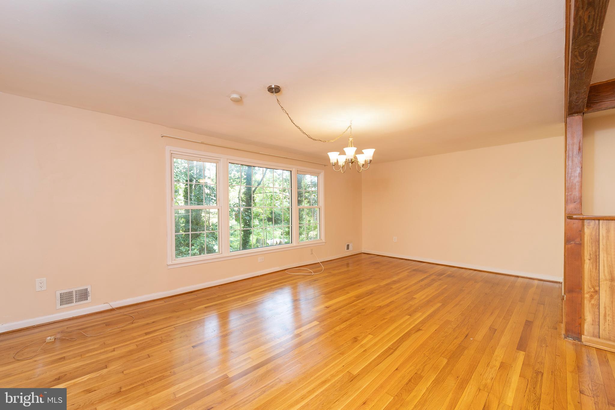 GREENWICH HILL - Residential