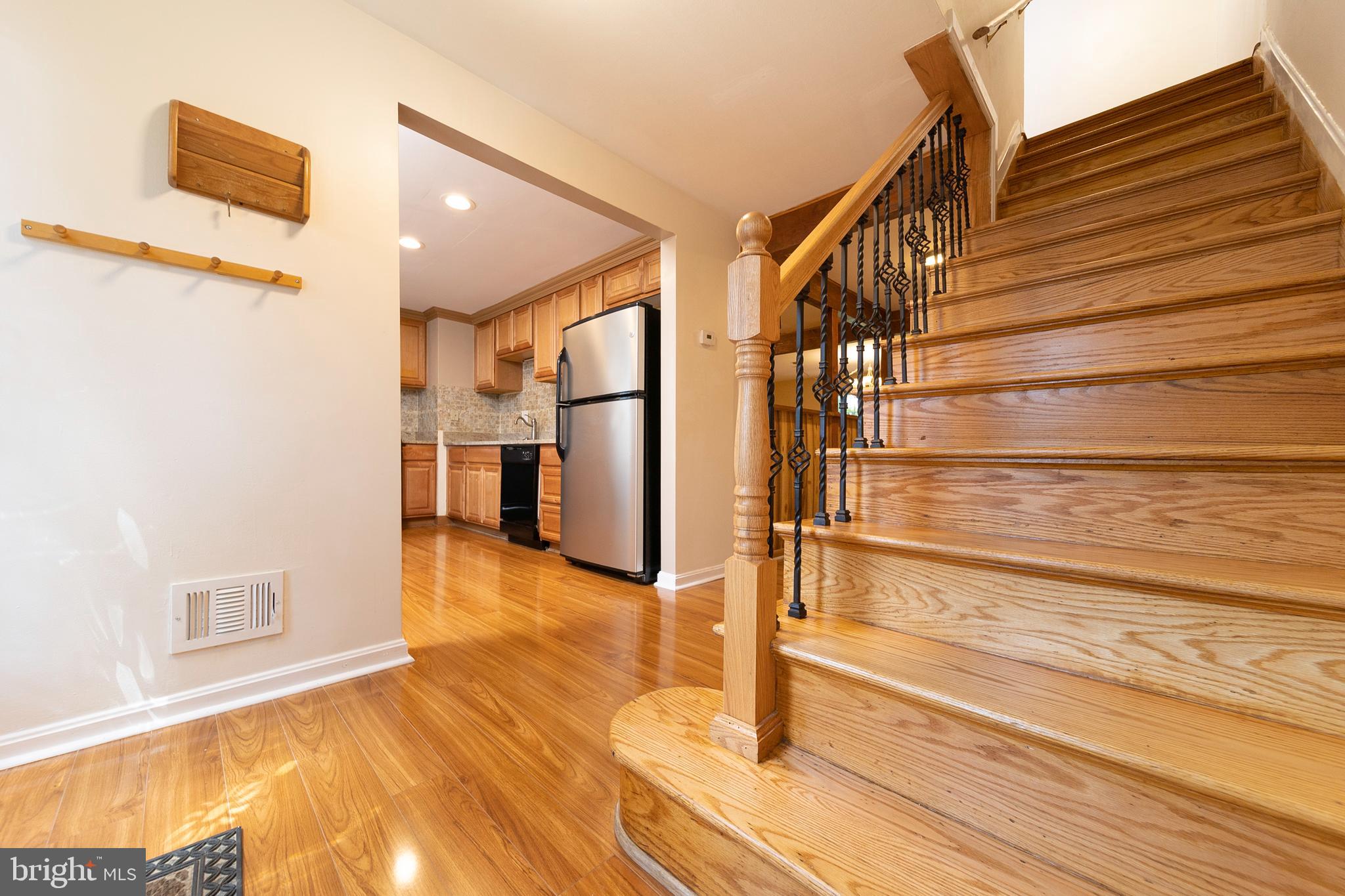 GREENWICH HILL - Residential