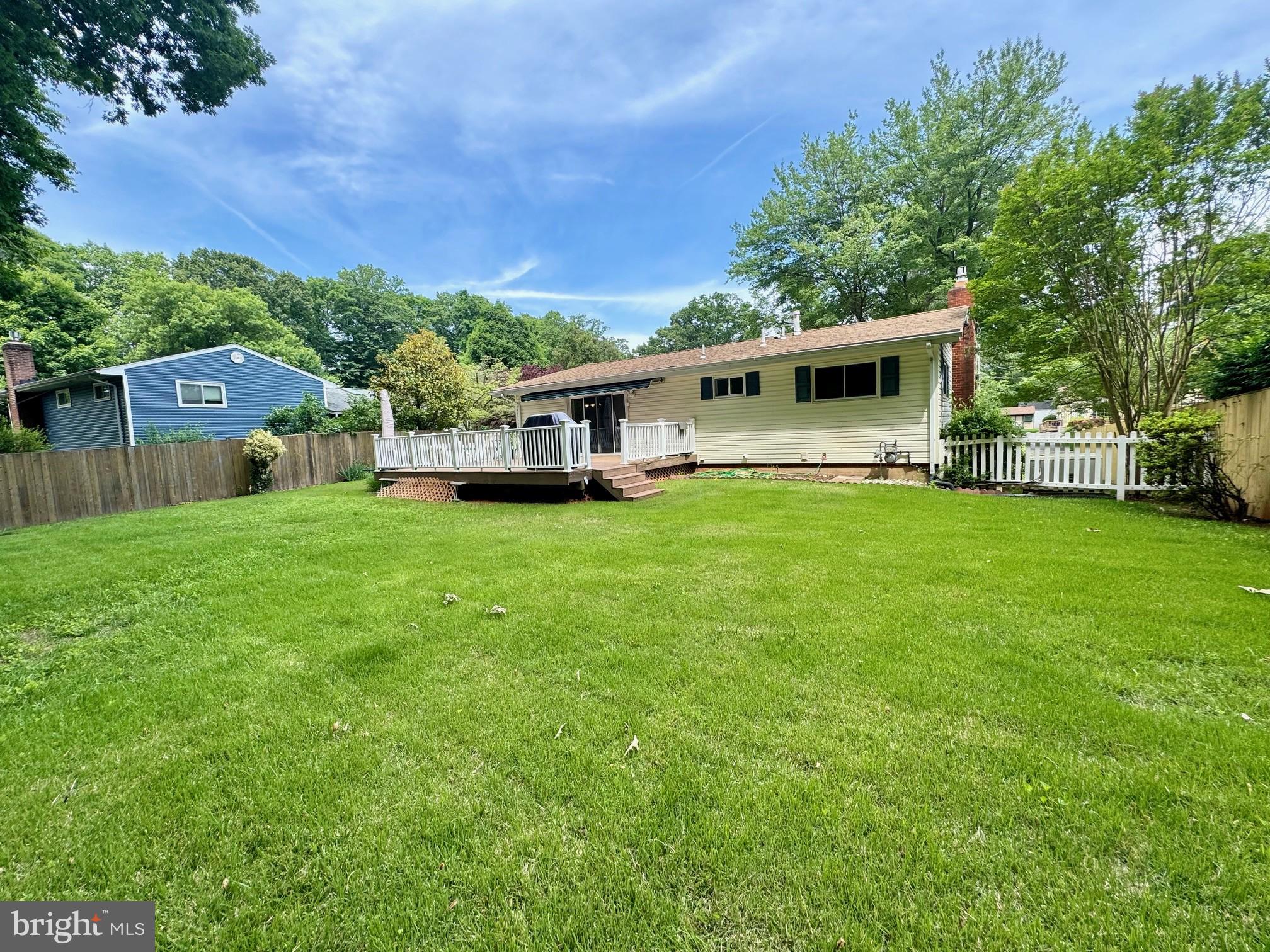 BEL PRE WOODS - Residential Lease