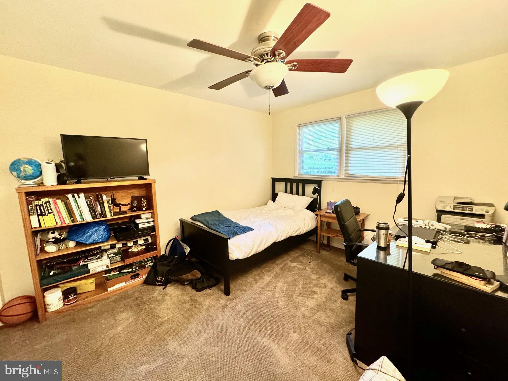 BEL PRE WOODS - Residential Lease