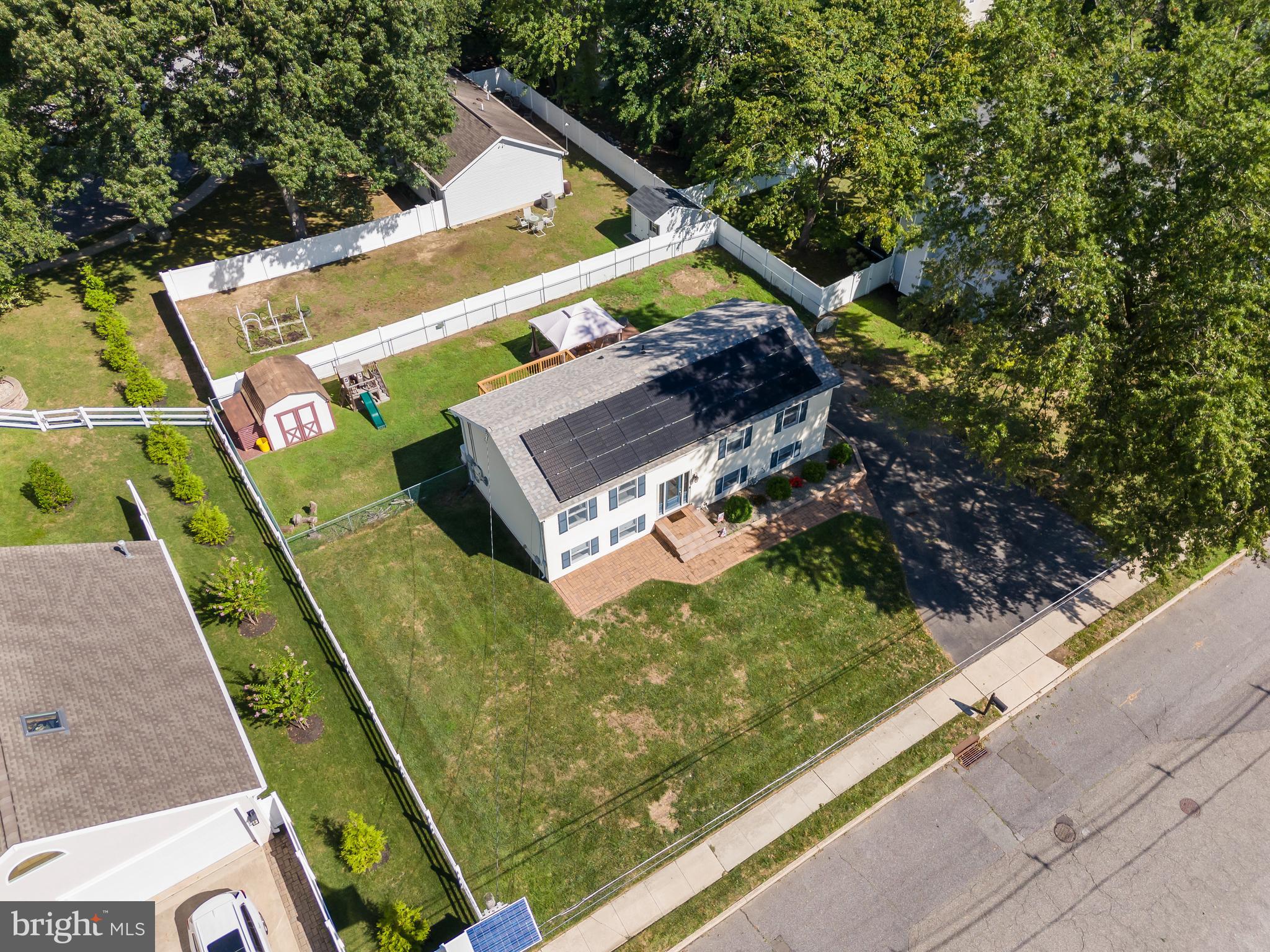 721 HAMILTON AVENUE