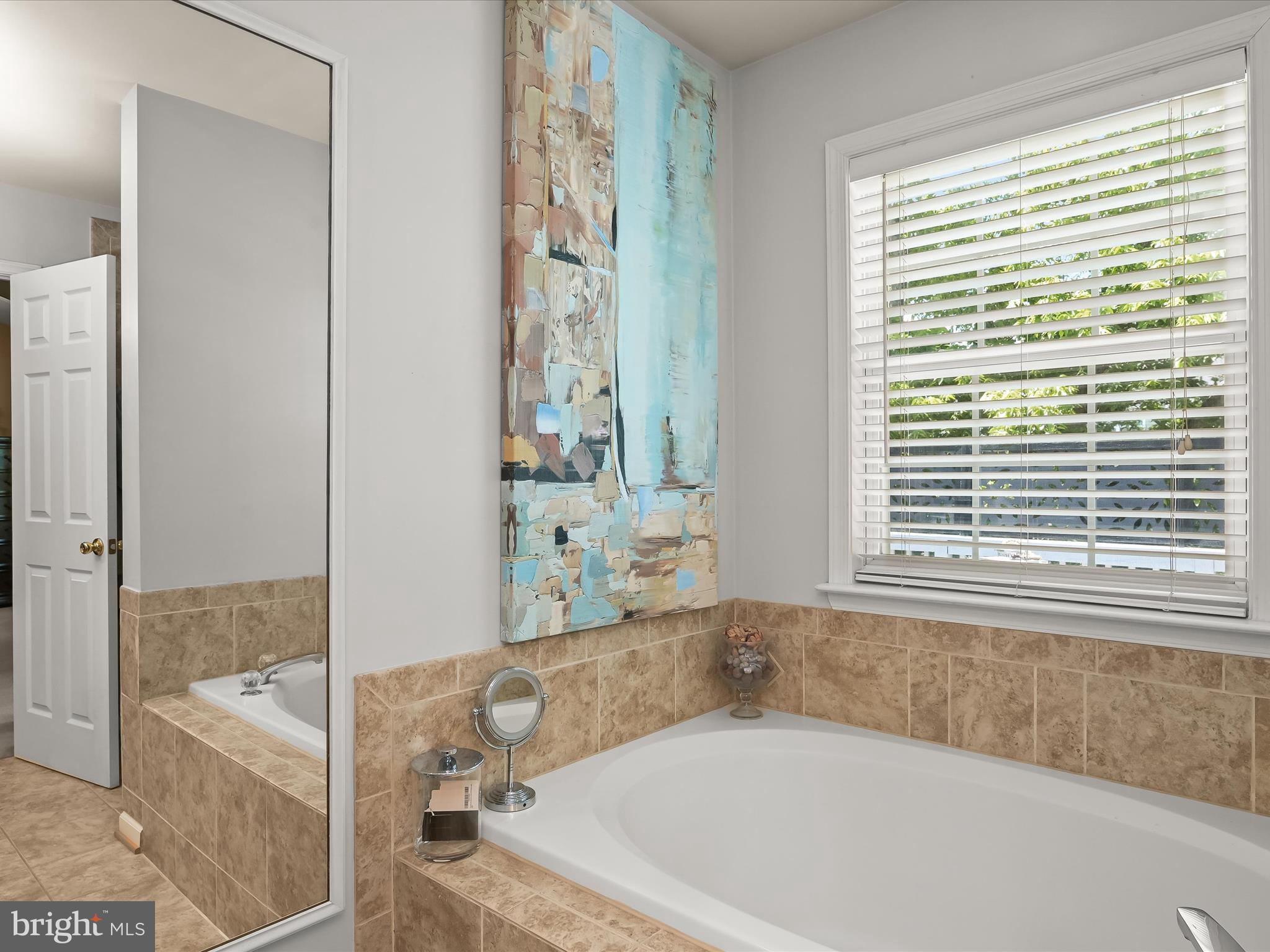 LAKE COVENTRY - Residential