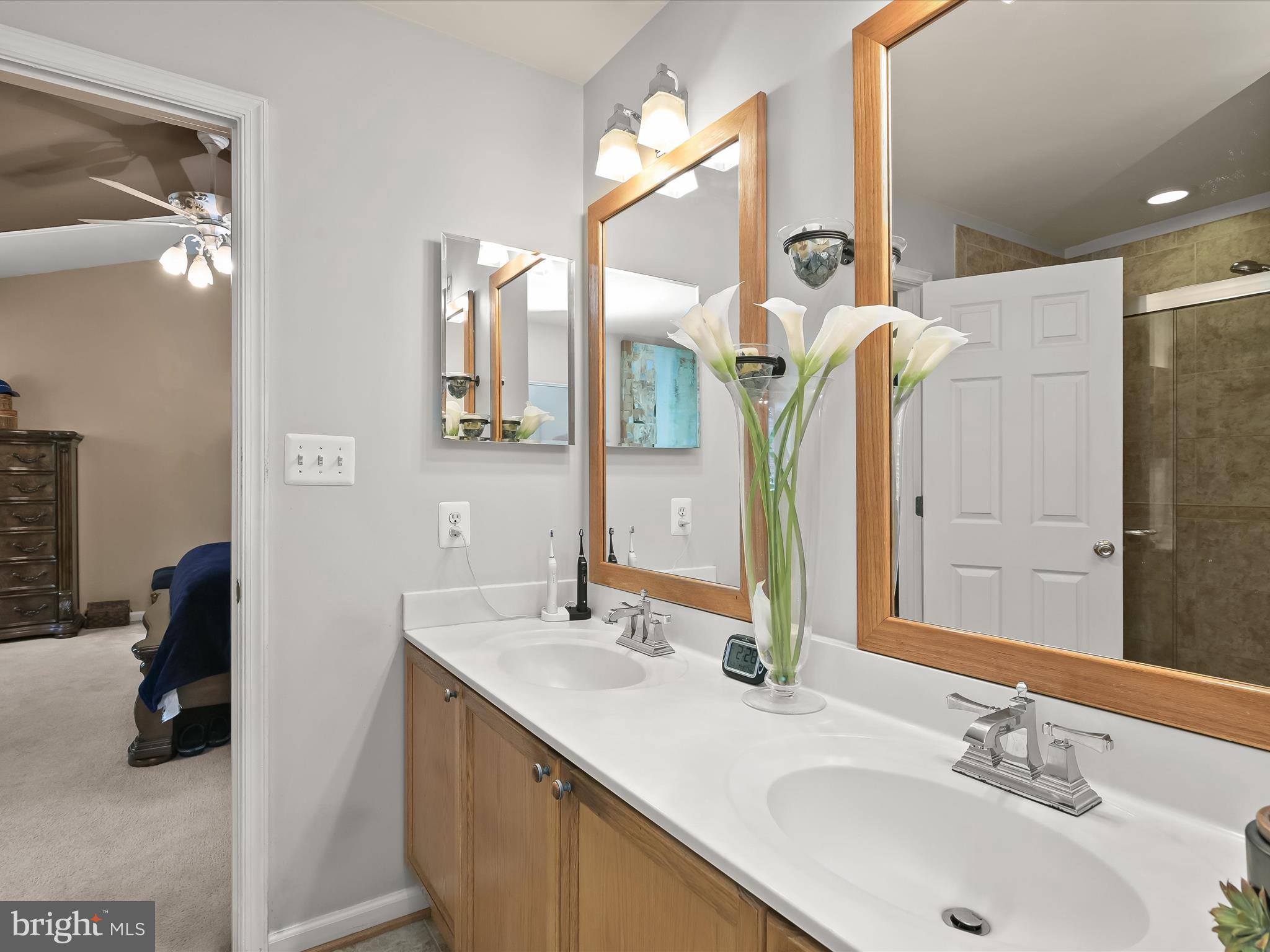 LAKE COVENTRY - Residential