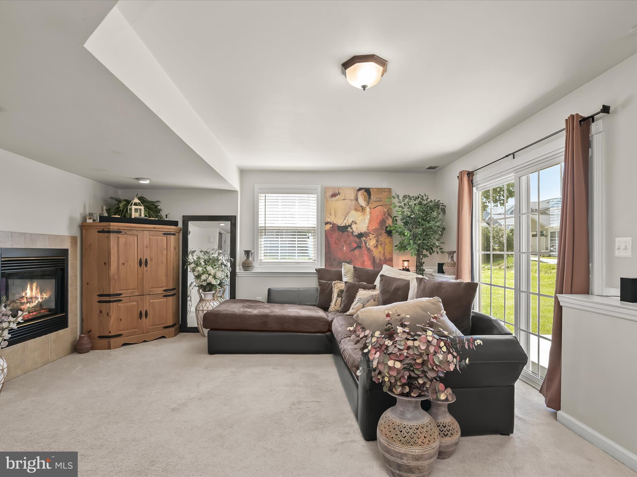 LAKE COVENTRY - Residential