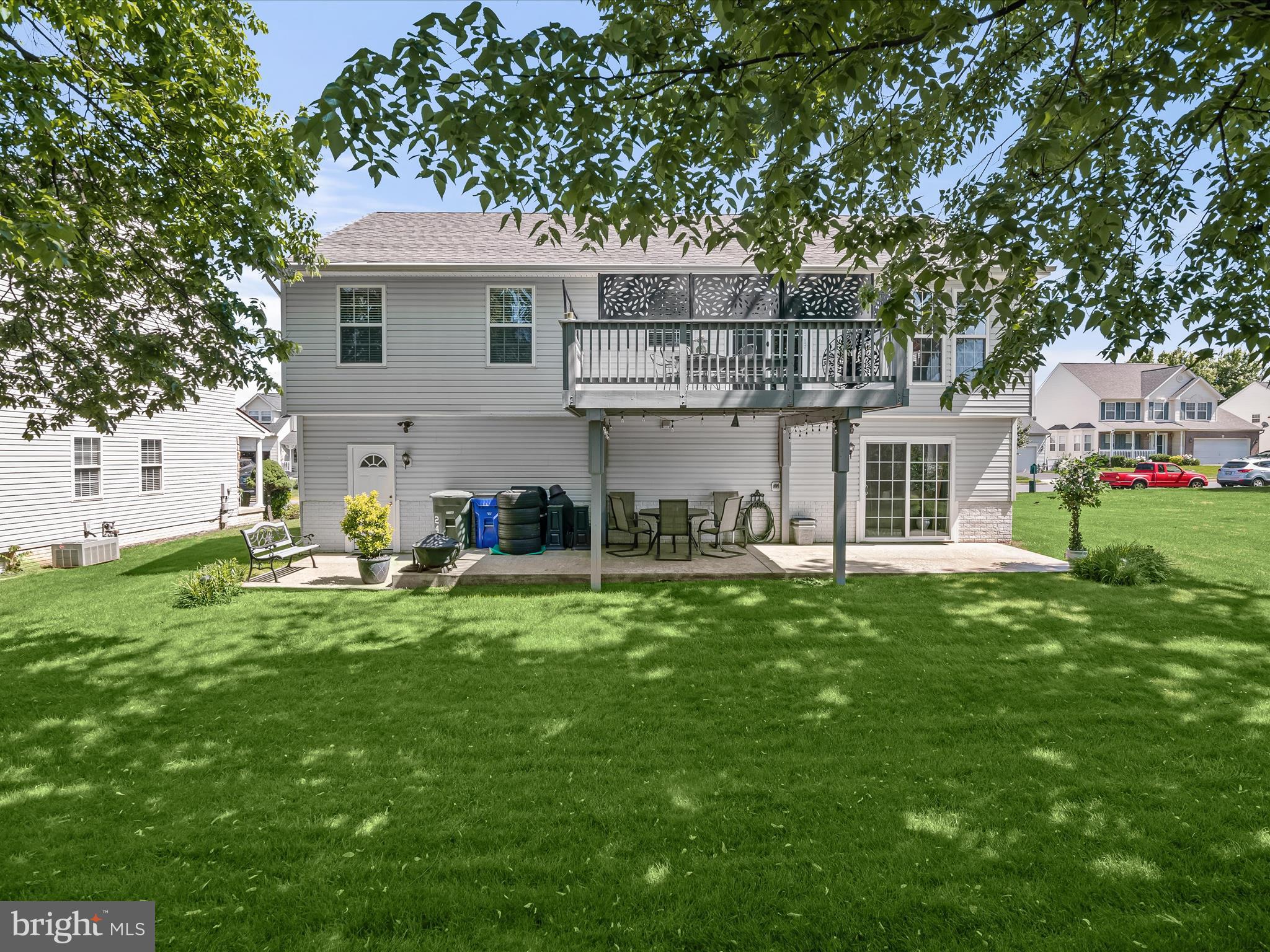 LAKE COVENTRY - Residential