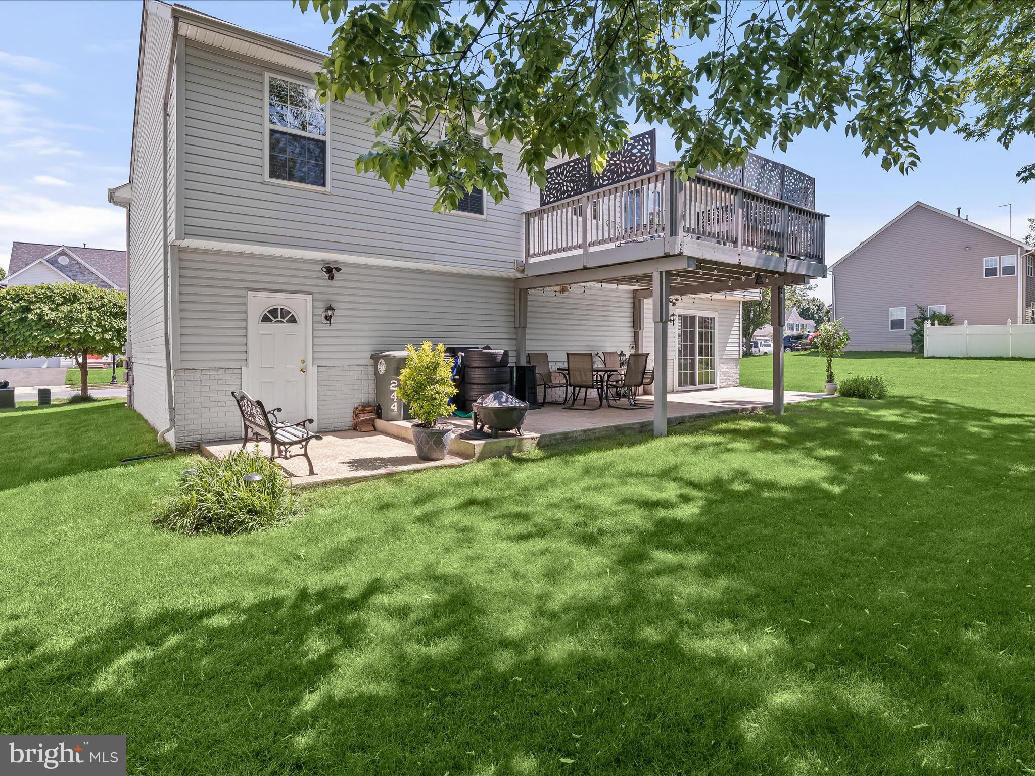 LAKE COVENTRY - Residential