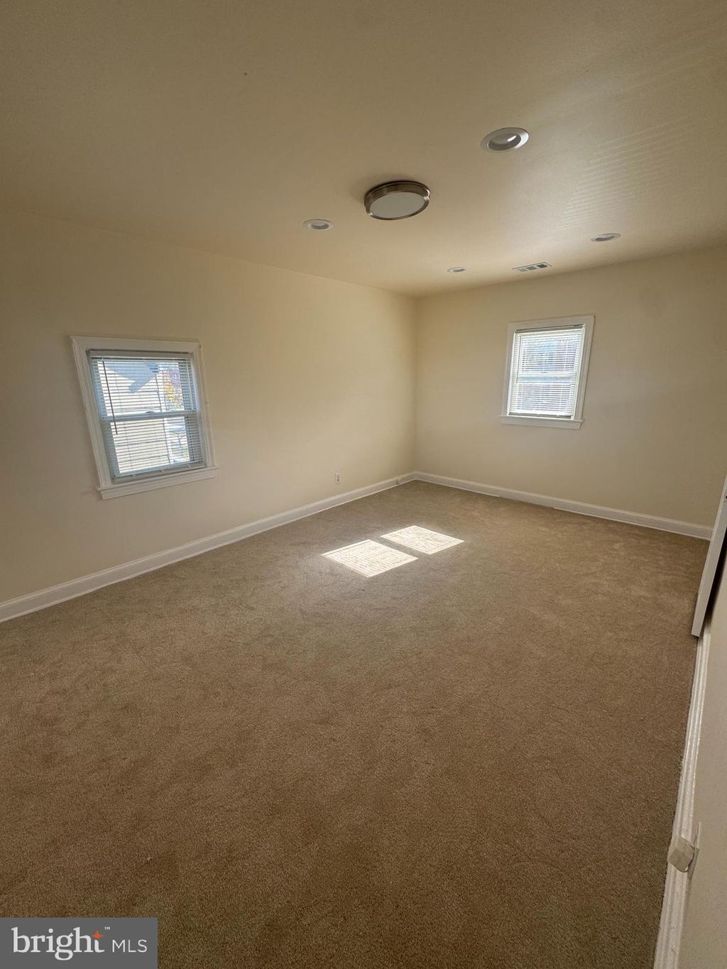 Photo of 5032 Hanna Place SE, WASHINGTON, DC 20019 (MLS # DCDC2229718)