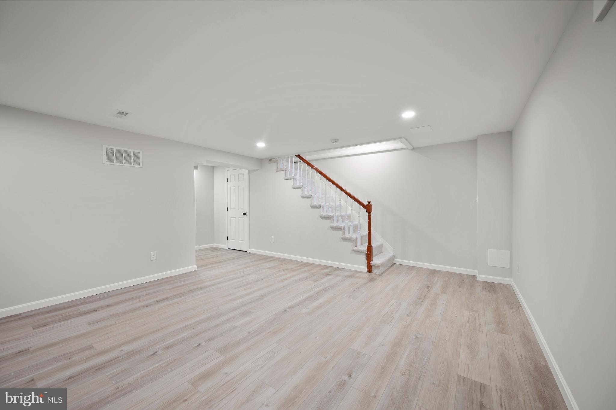 ACADEMY HEIGHTS - Residential